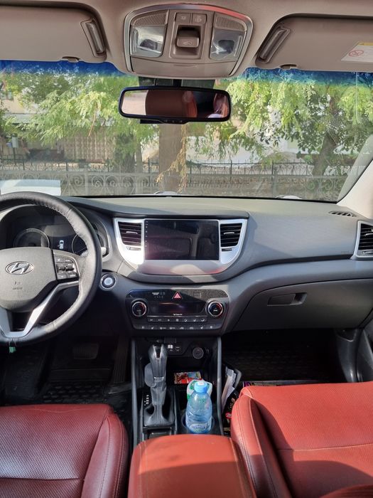 Hyndai Tucson 2016 свой (Дубай) панорама