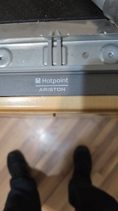 Продам посудомоечную машину