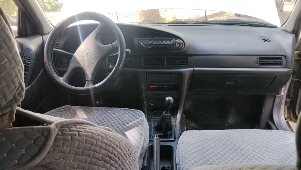 Nissan 1996 блюберд