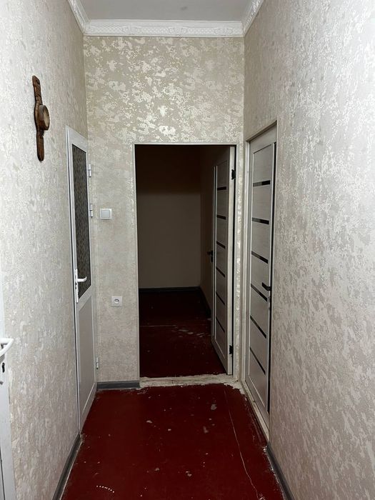 Срочно продаётся квартира Мирабадский р-н Куйлюк массив 1 3/1/4