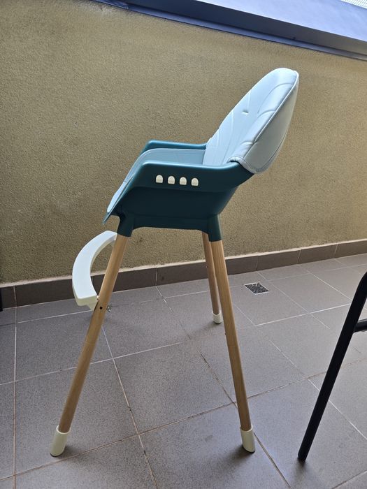 Scaun de masa pentru bebelusi si copii Little Mom
