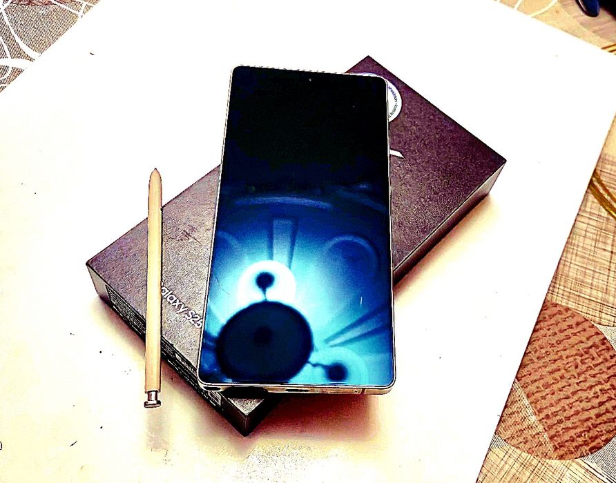 Самсунг С 25Ултра. 256/12 ГБ. Каробка яқинда очилган. 1 йил  гарантиял