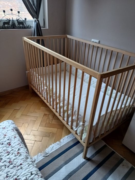 Комплект "Ikea" кошара и повивалник от бук