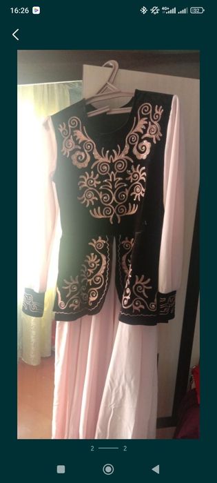 Продам платье длинное