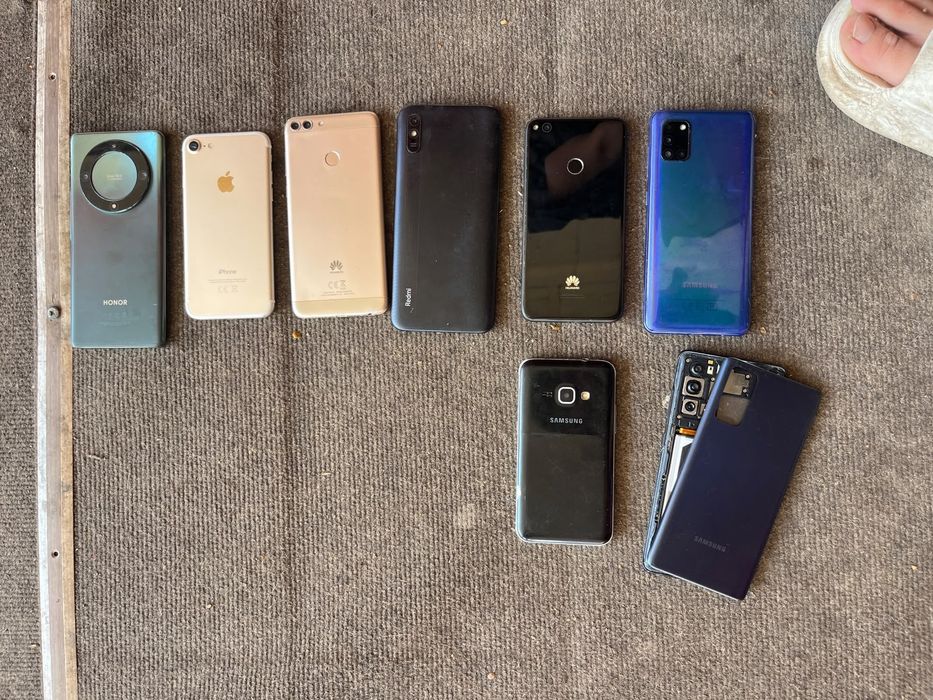 Продам телефоны б/у