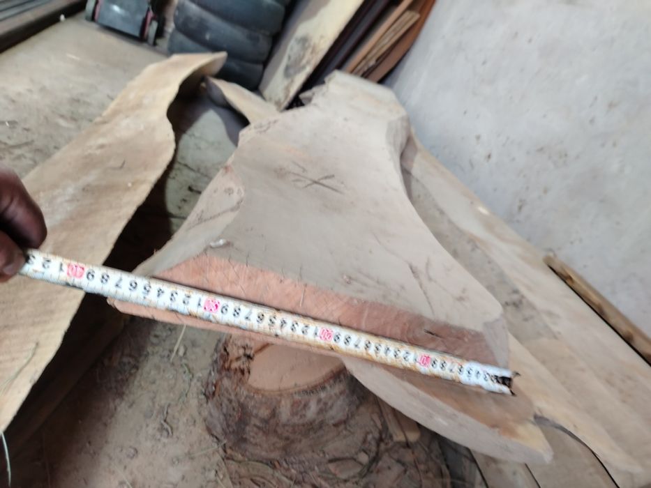 Yong'oq taxtasi sotiladi holati juda yaxshi