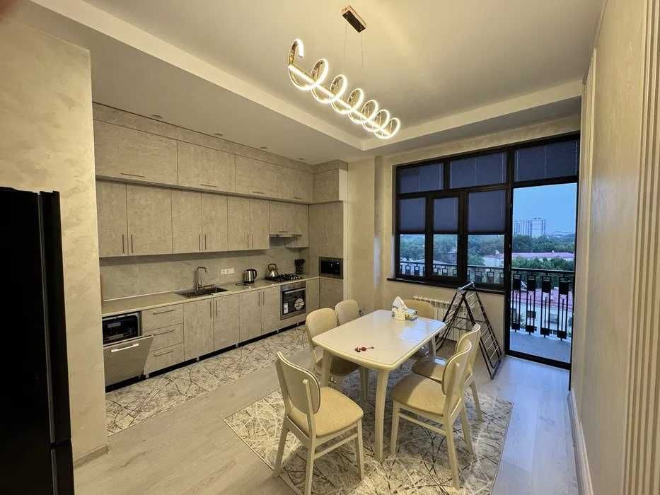 Сдается ШИКАРНАЯ квартира 2/3/12 в  минор метро! 868*