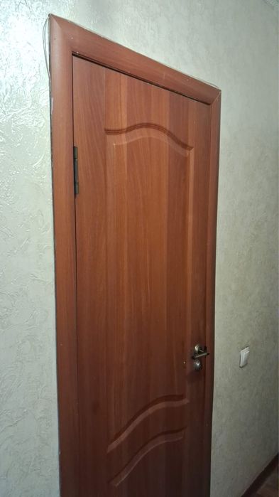 Двери  отдадим бесплтано