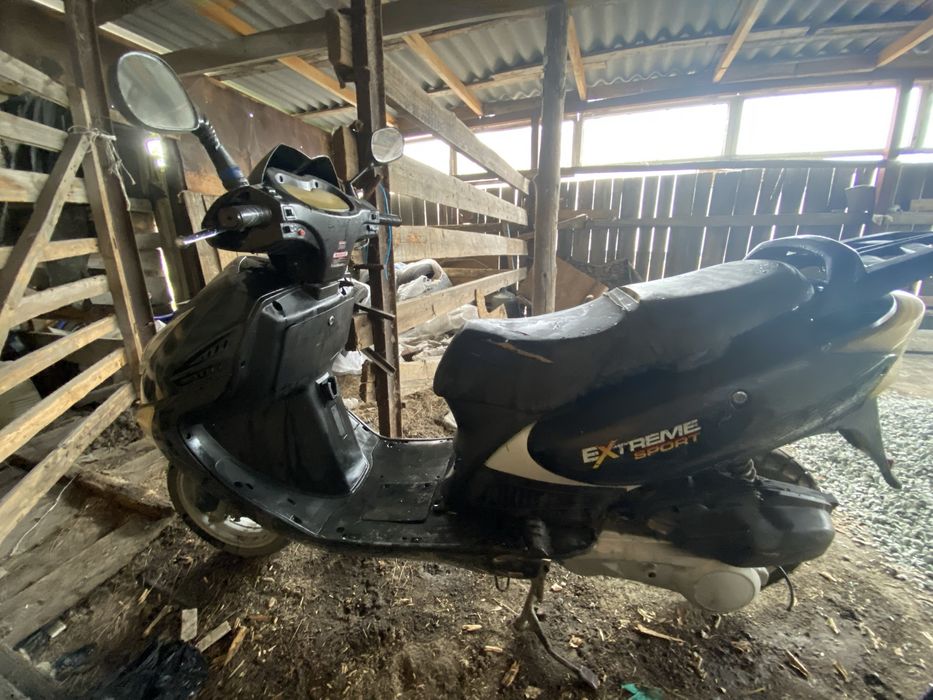 скутер 150 кубовый