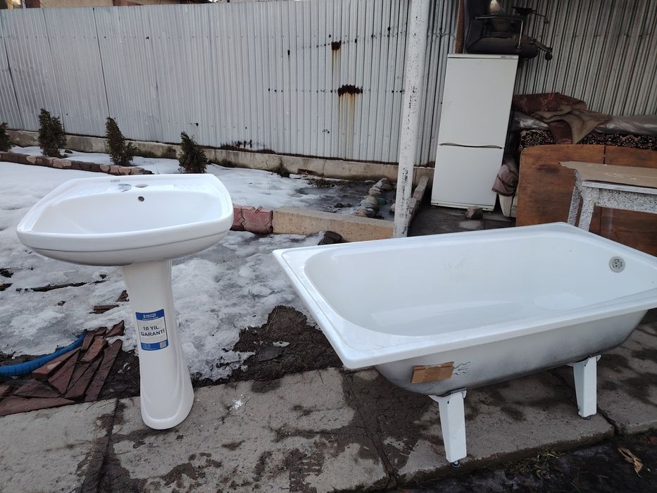 Продам ванну с раковиной