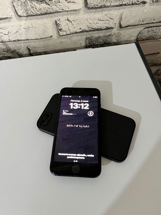 iPhone (Se) 2O2O