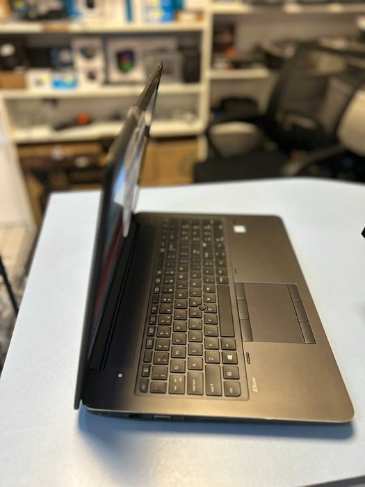 LAPTOP WORKSTATION Hp Zbook 15 g3/ I7 6820/32GB RAM/ssd512GB/video 4GB