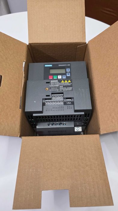 Vand convertizor frecventa Siemens Sinamics V20, FSAD 2,2kW