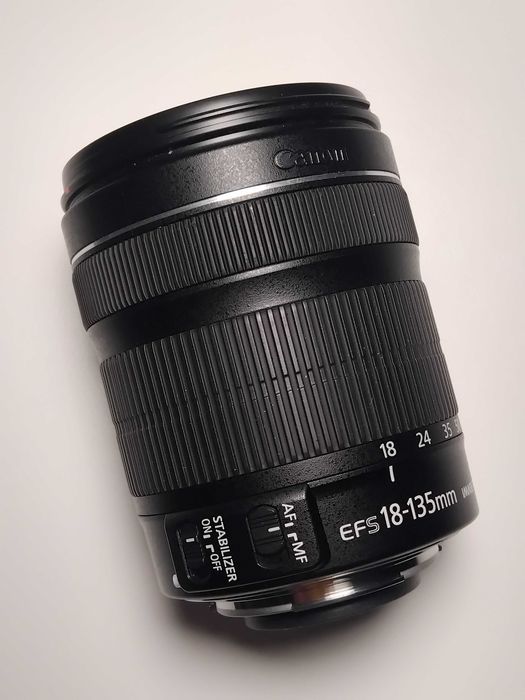 Canon 18-135mm IS STM