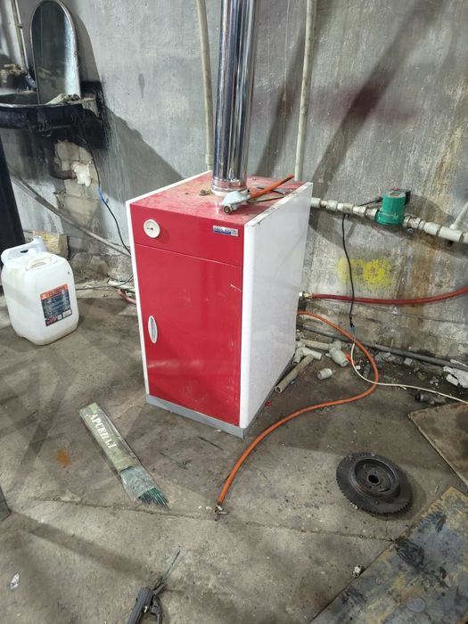 Продам газовый котел, печь