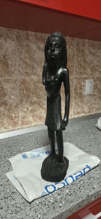 Statueta Abanos impecabila