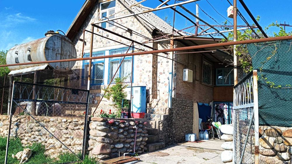 Срочно продается дача.