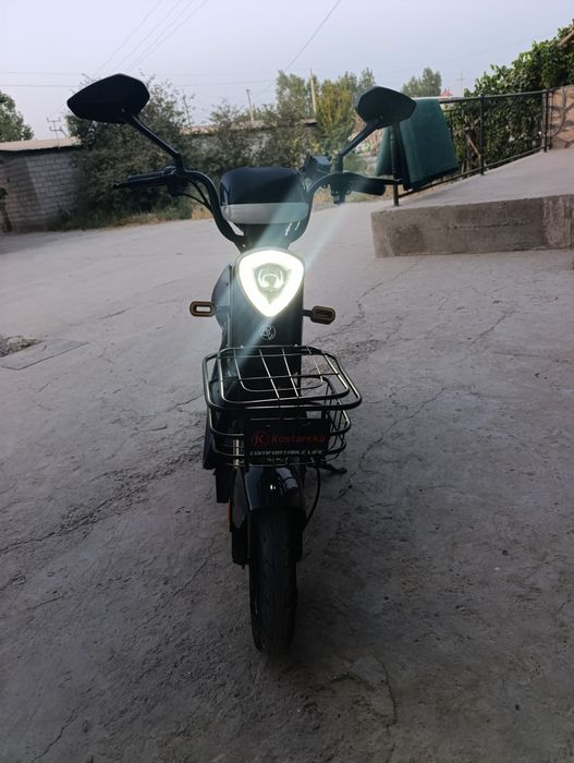 Sukutir sotiladi holati idiyal holatda bitta zaryad bilan 60 km yuradi