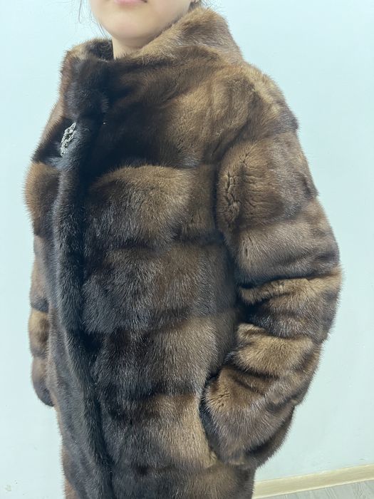 Шуба норковая шикарная