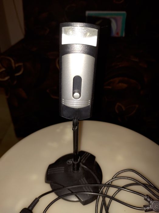 Камера с микрофон за компютър