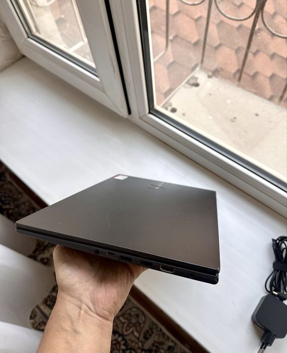 Asus VivoBook 15 C15005YA-L1070W