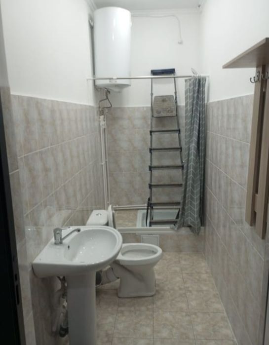 Комната в общ, ДСР, Дворец Школника. 75+ .