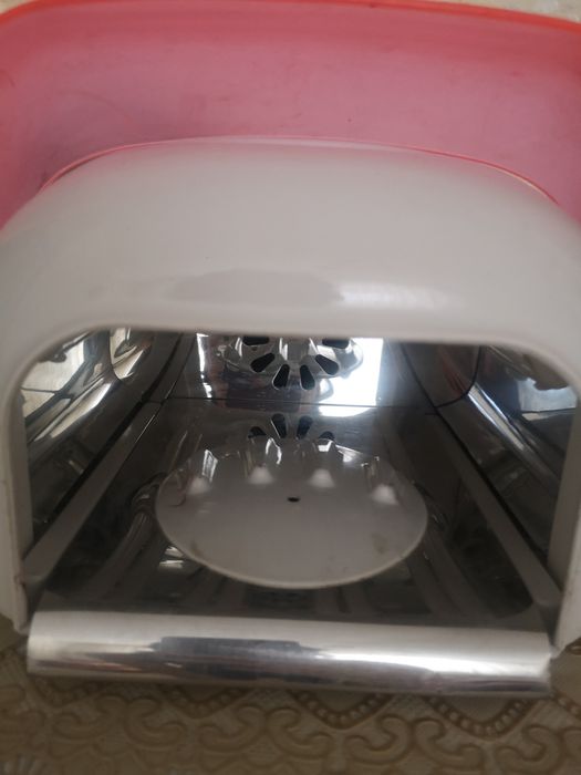 Продам лампу для сушки ногтей