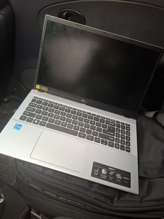 Ноутбук сотилади Acer