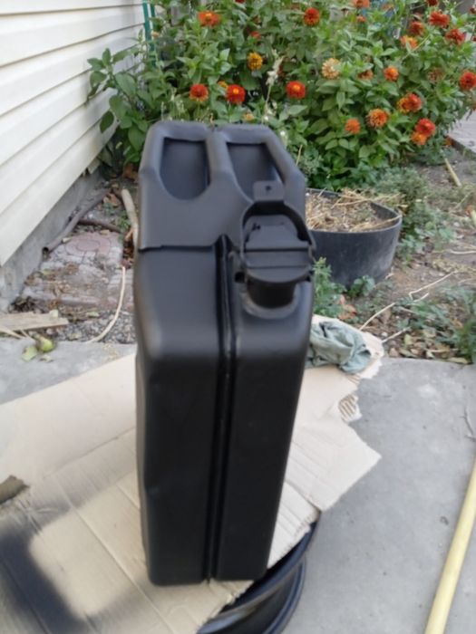 Продам советскую канистру