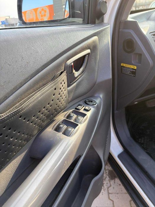 Продавам джип Хюндай Туксон в добро състояние