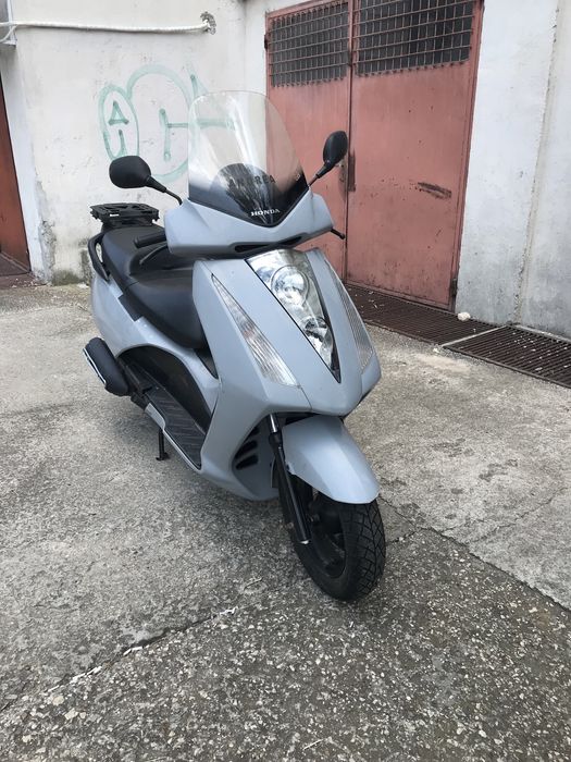 Топ цена HONDA fes 125i Pantheon