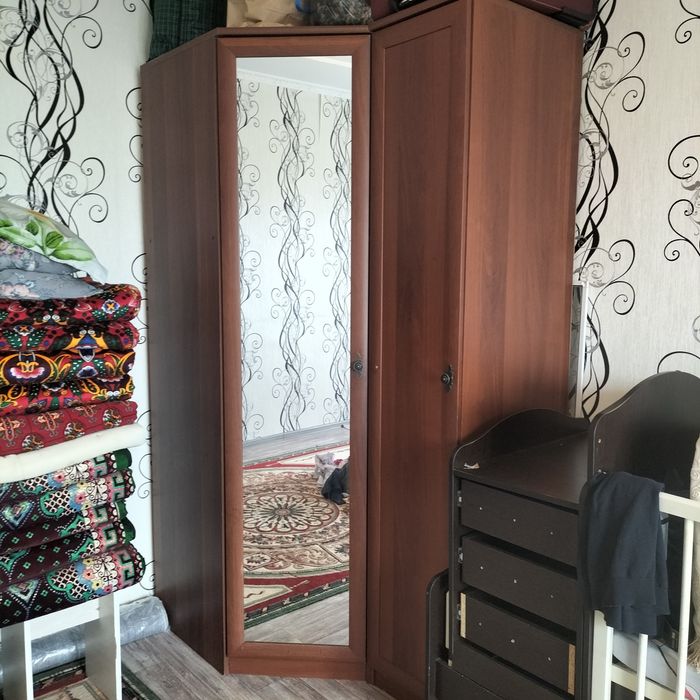 Продам шкаф шифонер