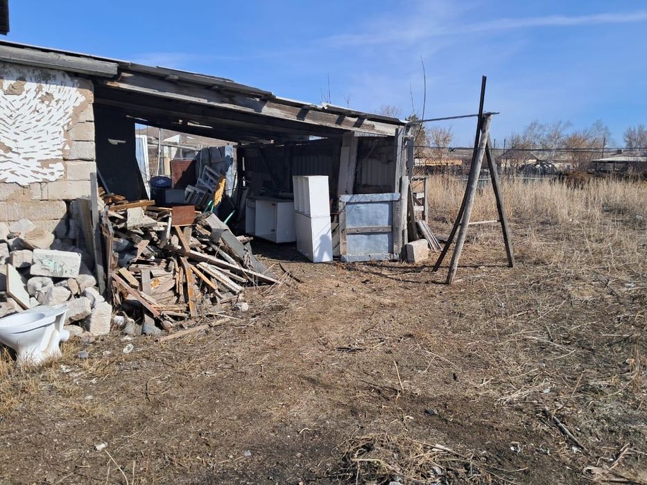 Үй сатылады тез арада!