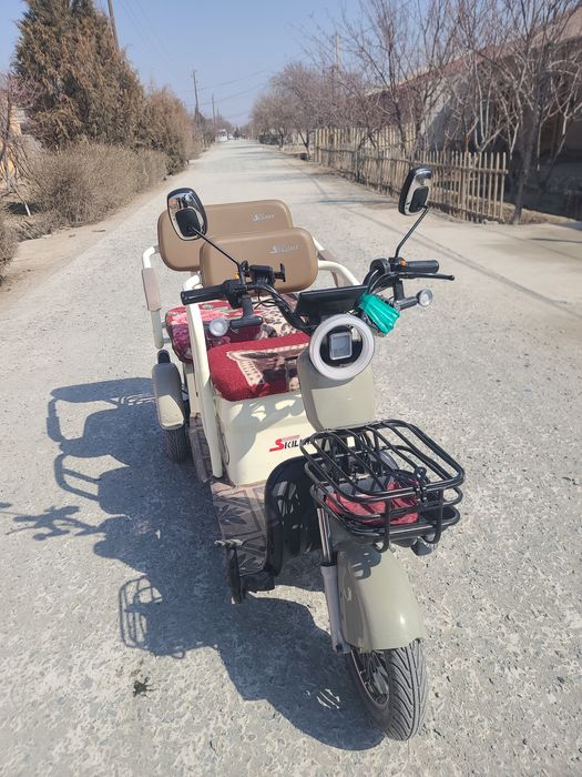 Elektro skuter sotiladi