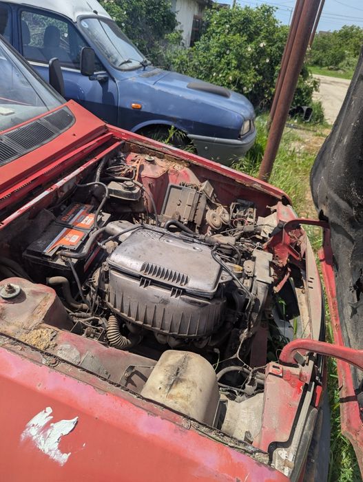 Dezmembrez Dacia Pick up