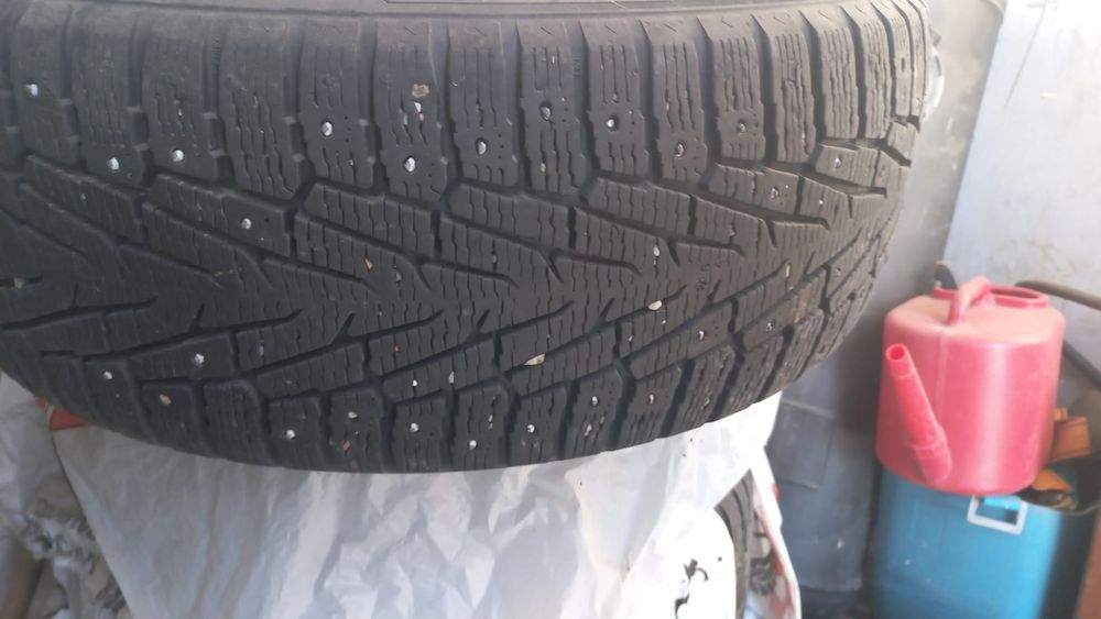 Продается   шина