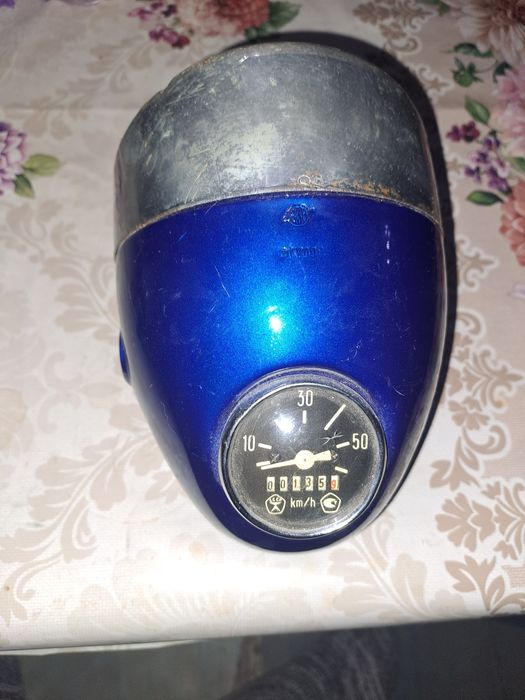 Продаётся фара на советский мопед