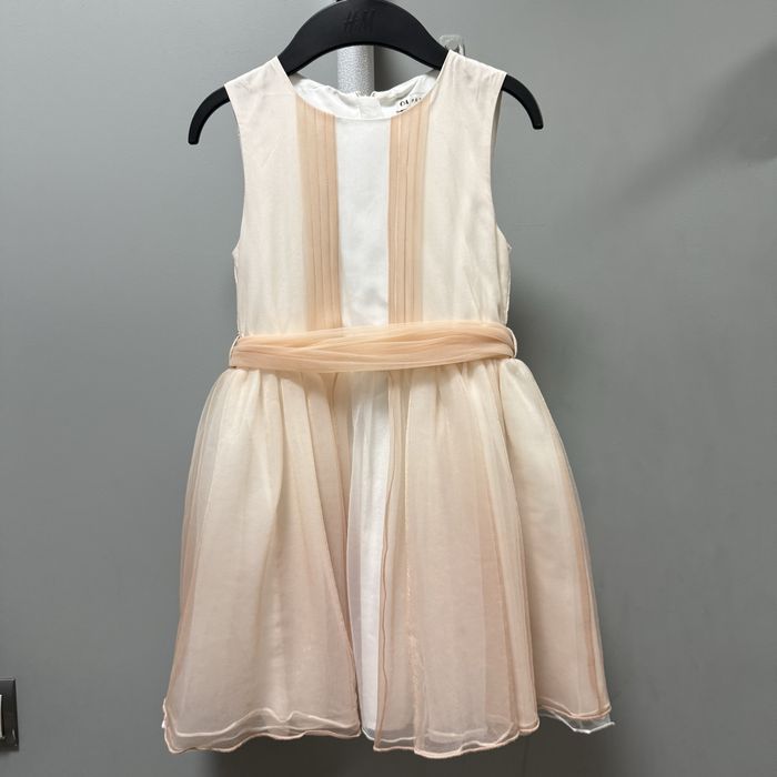 Нарядное платье. 122 р-р.