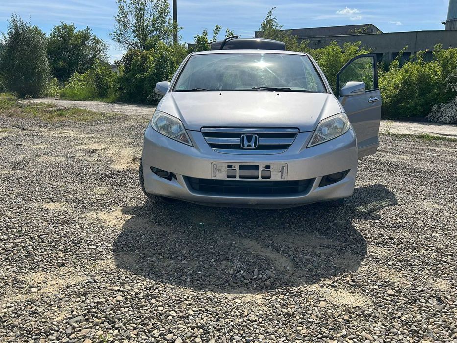 Vând Honda FRV 1.7 Benizina