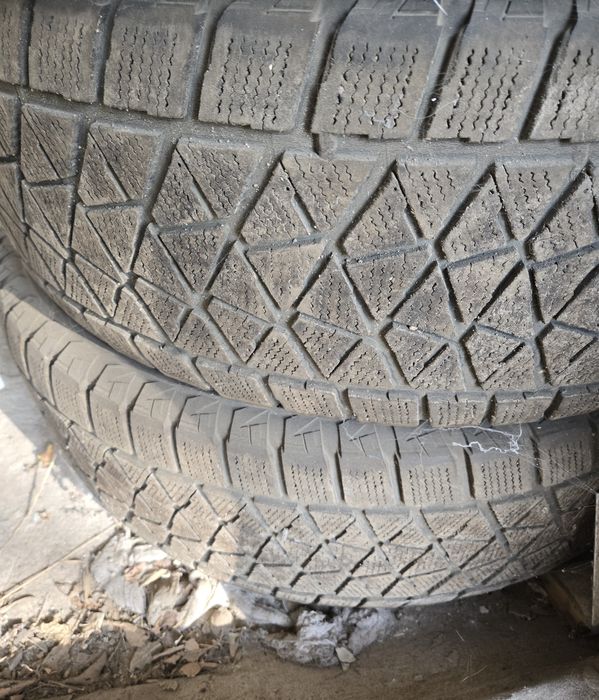 Зимние шины Bridgestone