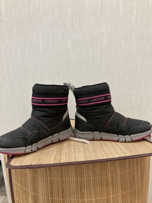 Полусапожки Geox, 33 размер