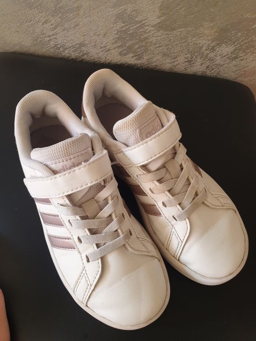 Adidas маратонки за момиче