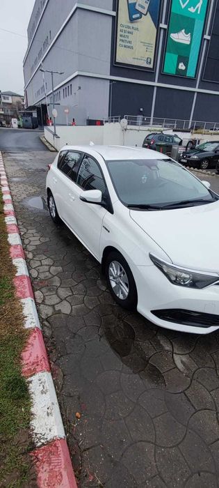 Toyota Auris Hybrid 1.8 2018 TSS