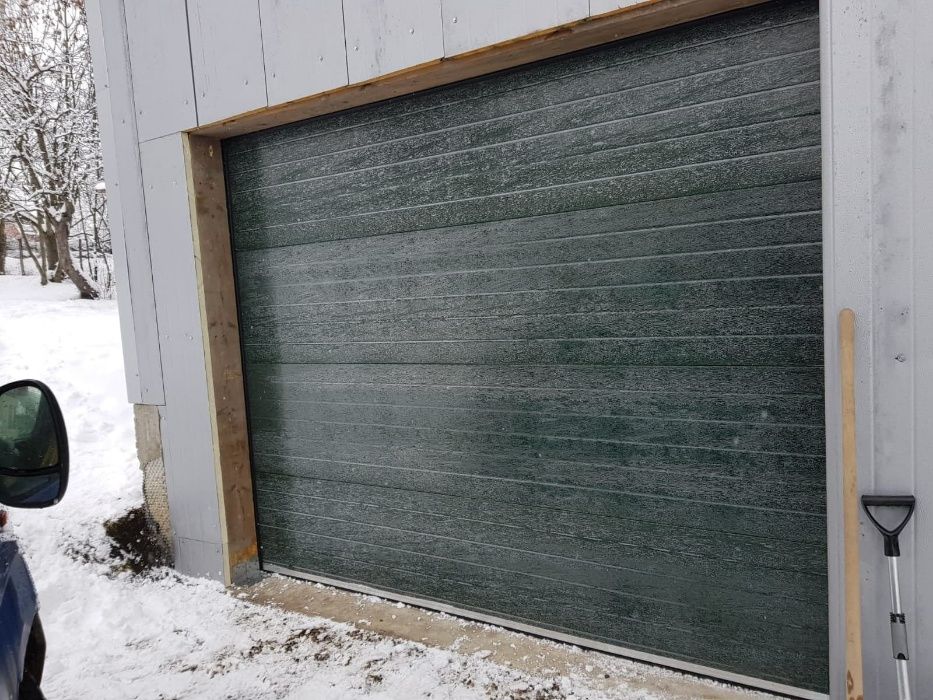 Usi de garaj 2200*2400