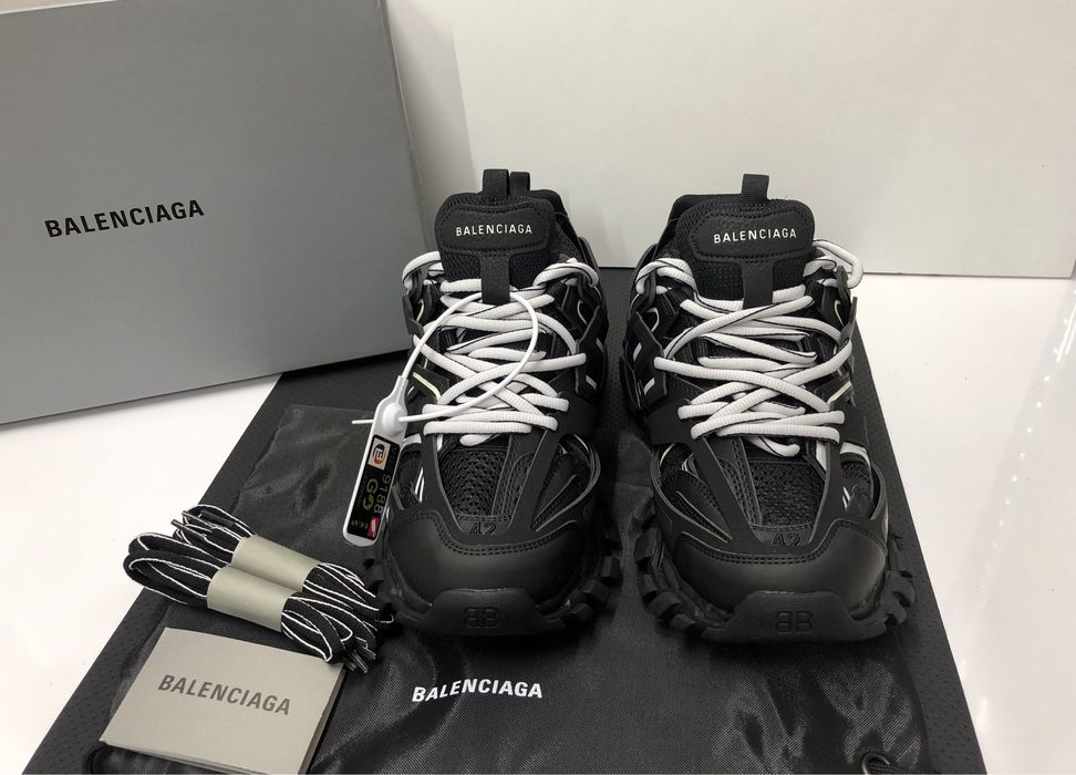 Balenciaga Track Black/White Stripe Balenciaga Track Made Vietnam