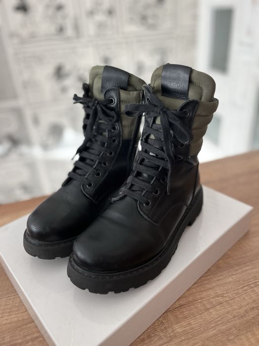 Боти за момиче Fendi