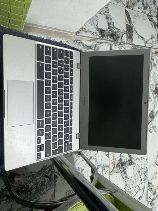 Vand laptop Samsung Chromebook 4