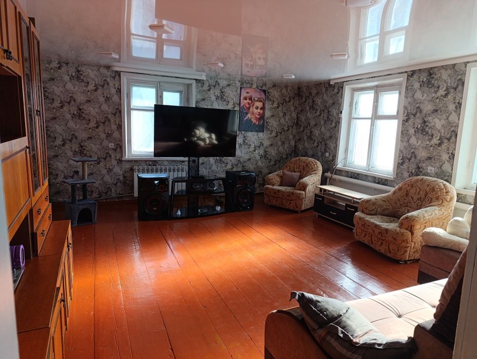 Продам большой дом