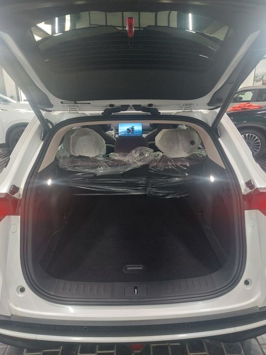 Deepal s07 230 Ultra (XTR auto salon)