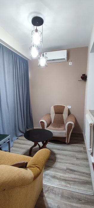 Супер квартира на Ц-1! 1/3/4 кирпич, 45 м²